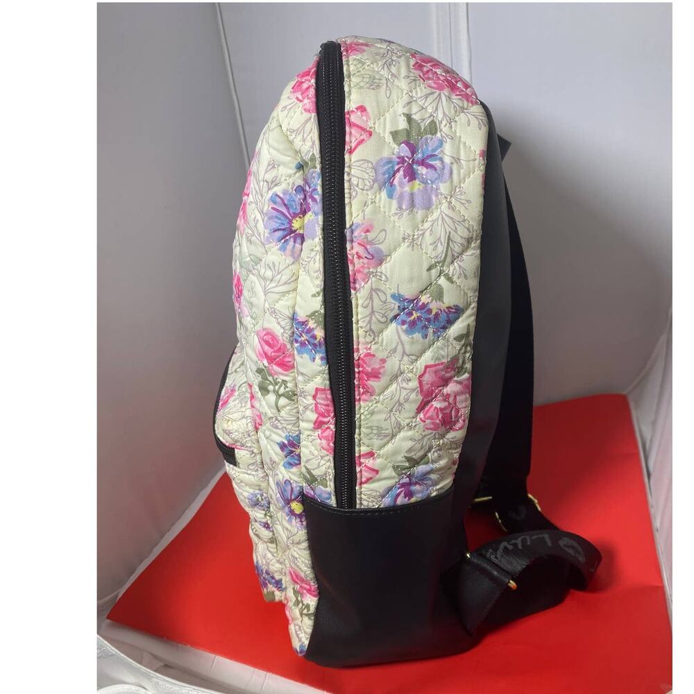 Luv Betsy by Betsy Johnson quilted Floral backpack medium size - Picture 7 of 9